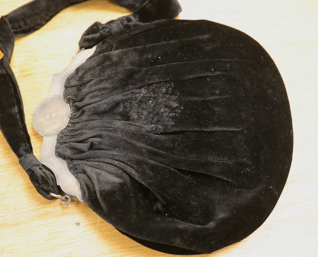 Two 1930’s-40’s evening bags with diamanté encrusted Bakelite frames together with five others with similar diamanté clasps (7)